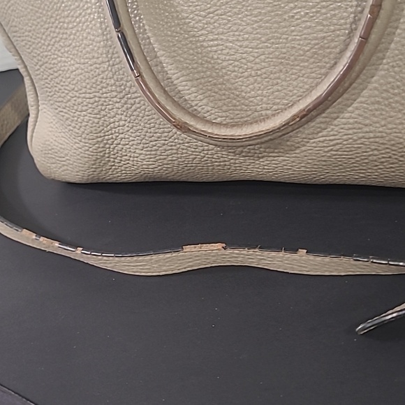 Authentic PRADA Jumbo - Picture 13 of 17